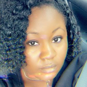 Meet your Posher, Victoria